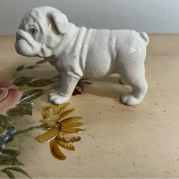 Lenox Ivory 24kt Gold Hand Painted Bulldog Figurine - Picture 5 of 9